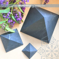 30mm Unpolished Shungite Pyramid [1.1mr/300ml] ~ EMF Protection